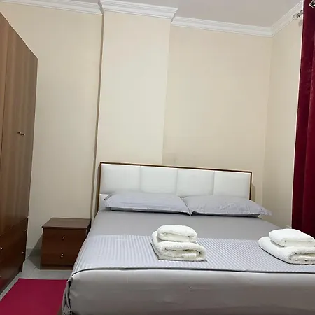 Comfy Ria's Golem (Tirana)